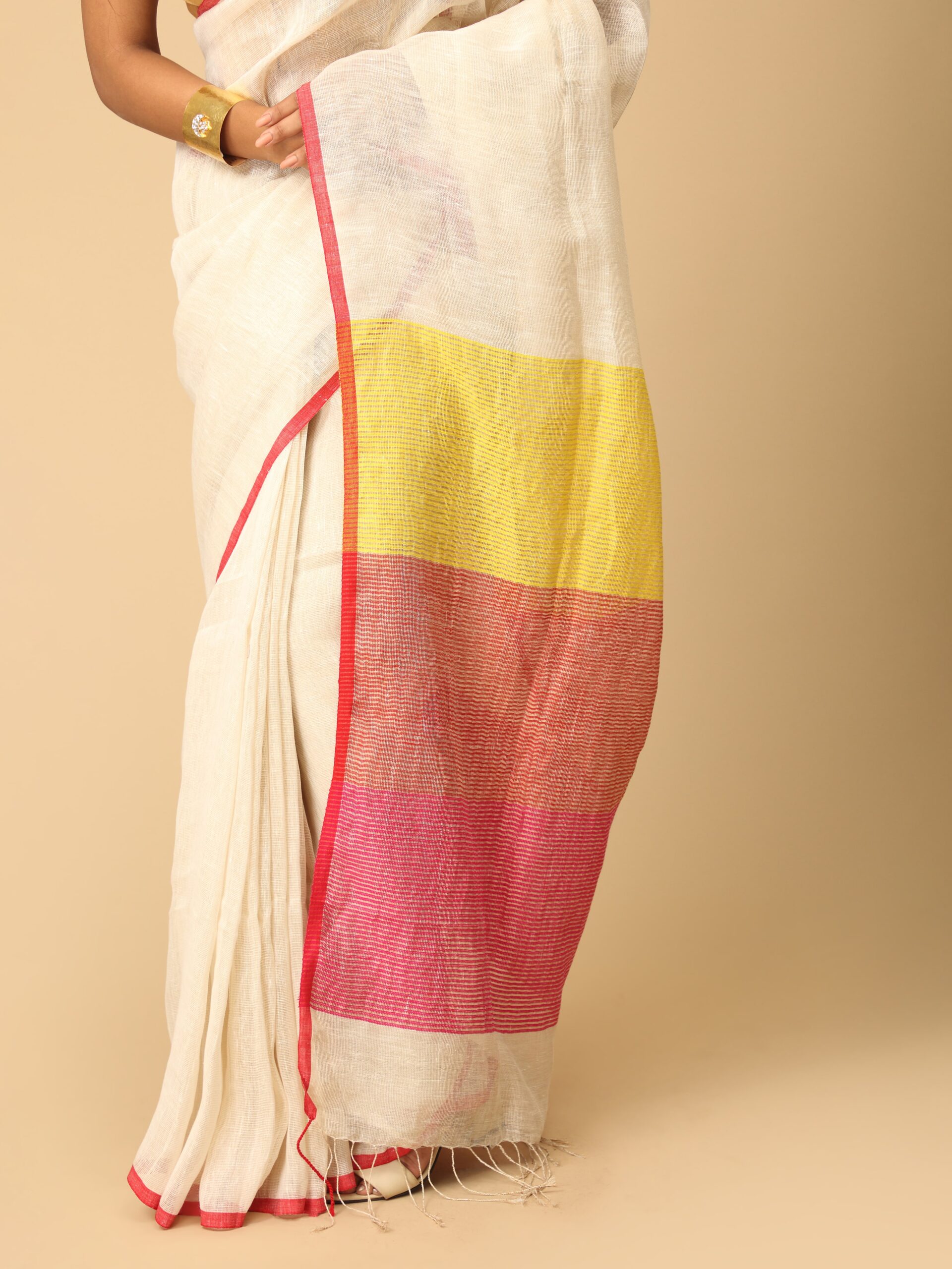 white and red Linen and Zari Saree - Image 3