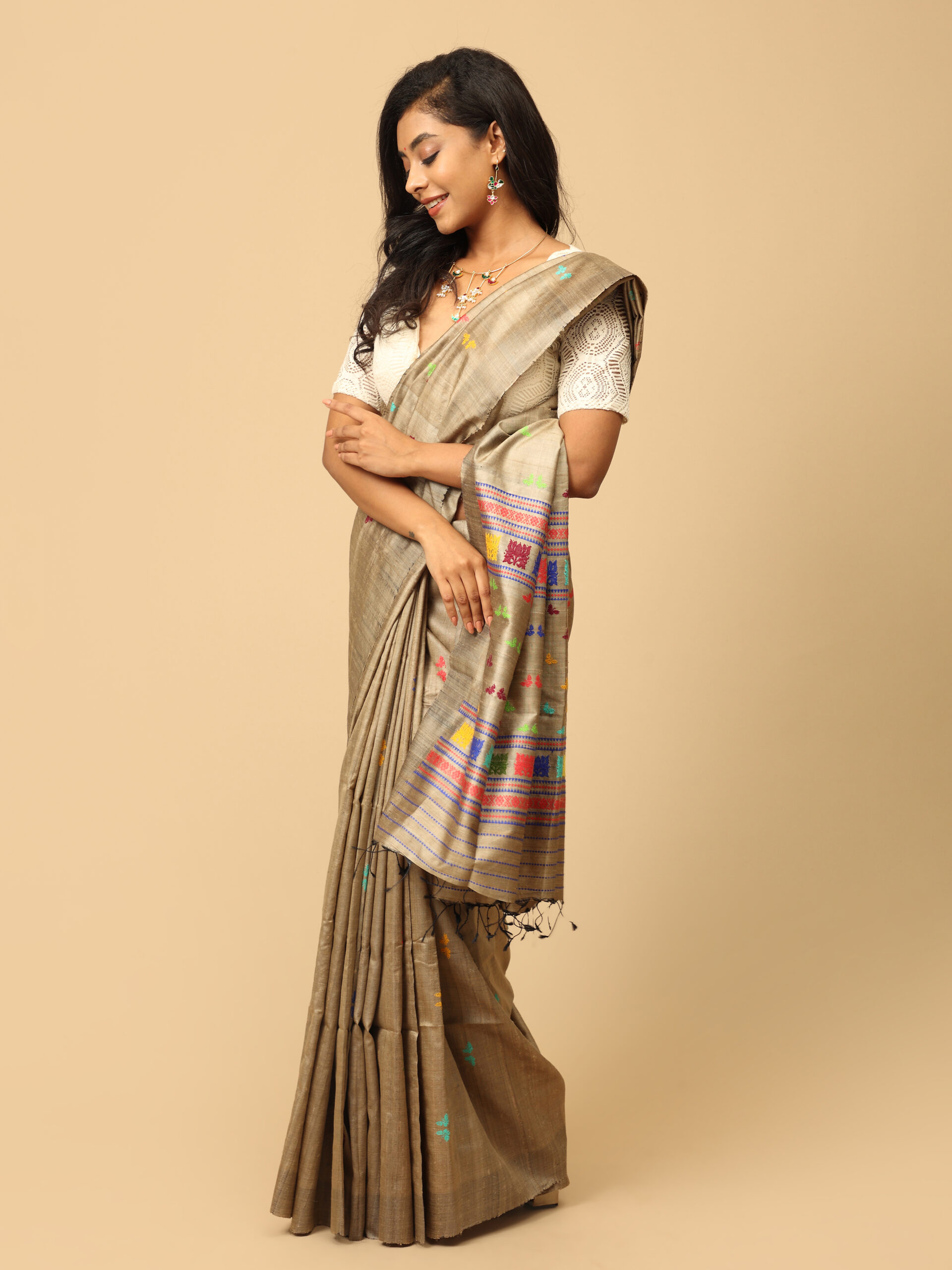 Butterfly motifs Fine Tussar - Image 3