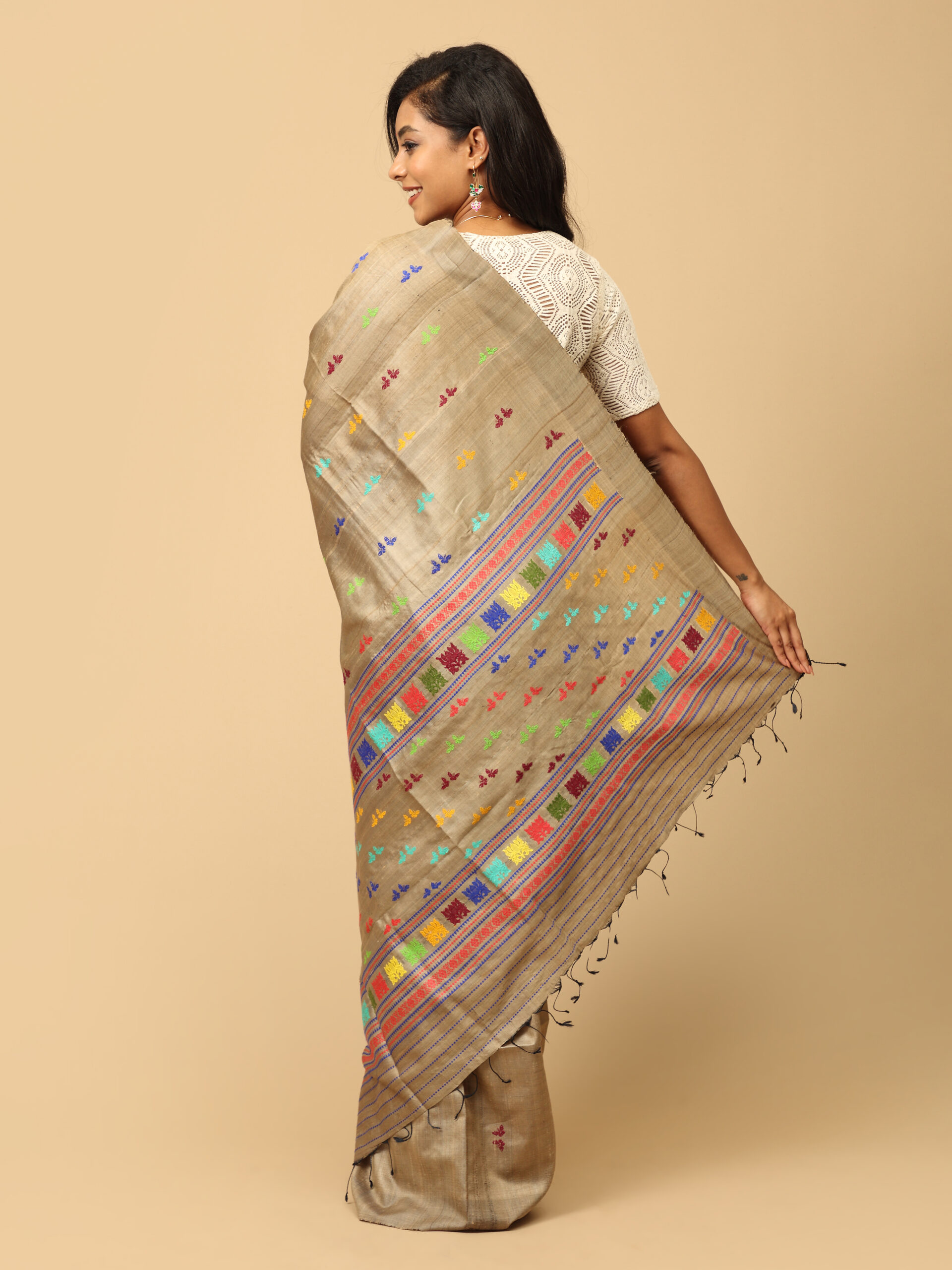 Butterfly motifs Fine Tussar - Image 5